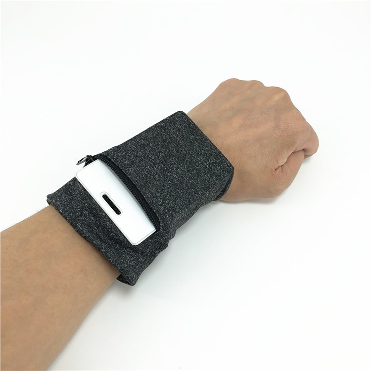 Zipper pocket wrist band